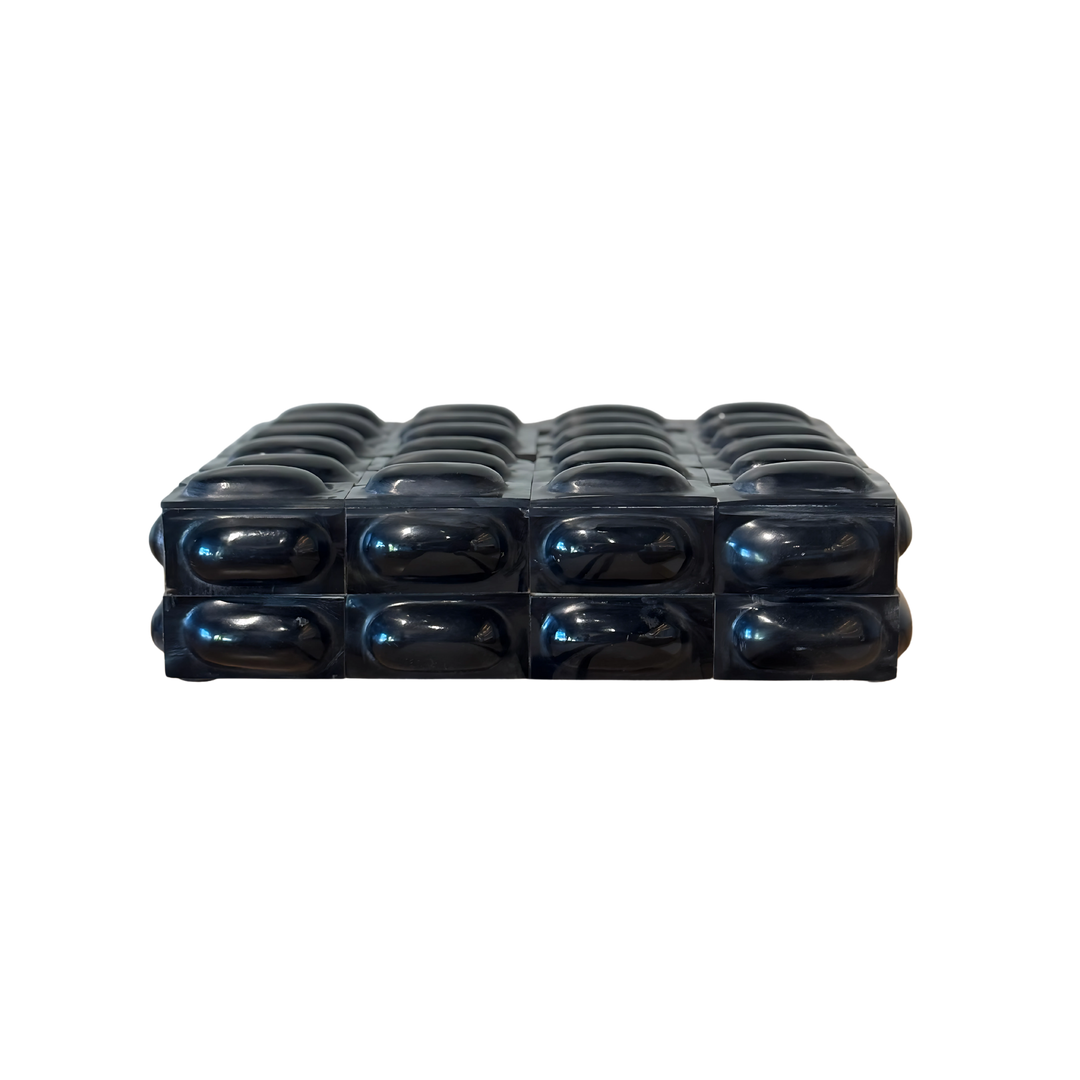 Black Box with 3D Bubbles