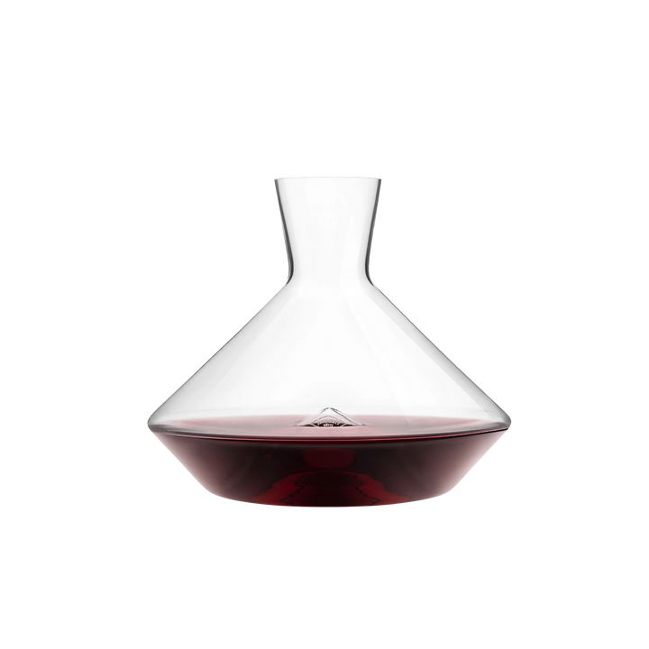 glass decanter filled serveware Mood 2025